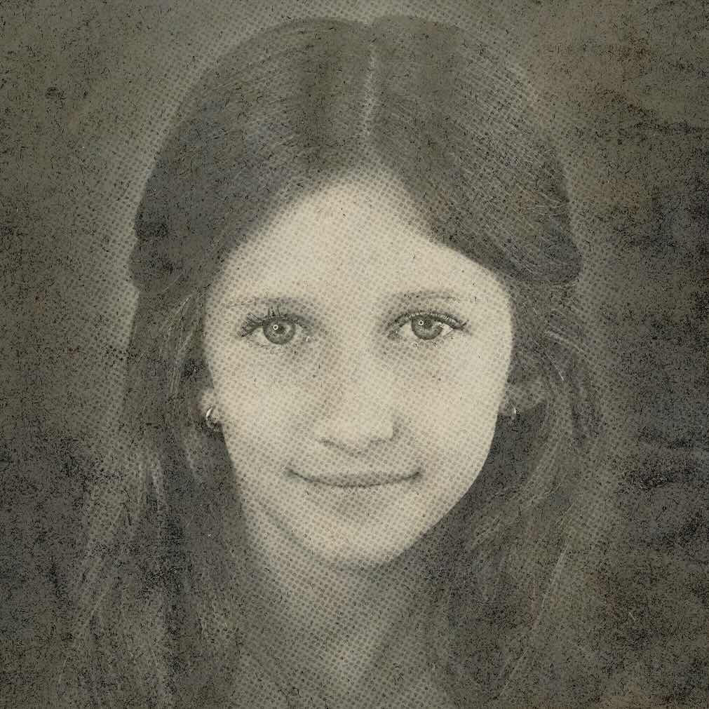 FRANCESCA YHLEN